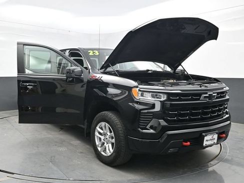 Used 2023 Chevrolet Silverado 1500 RST w/ Z71 Off-Road Package AWD/4WD image 46