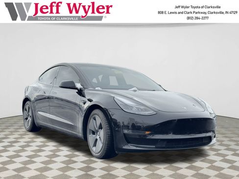 Used 2022 Tesla Model 3 Long Range image 1