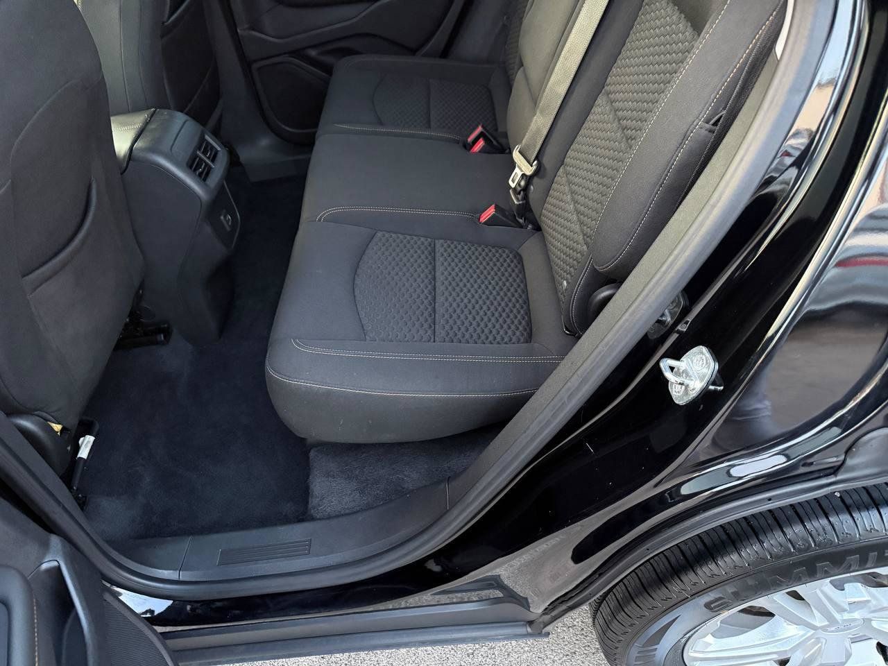 Used 2020 GMC Terrain SLE w/ Driver Convenience Package FWD image 33