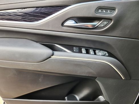 Used 2021 Cadillac Escalade Sport w/ Driver Assist Tech Package image 34