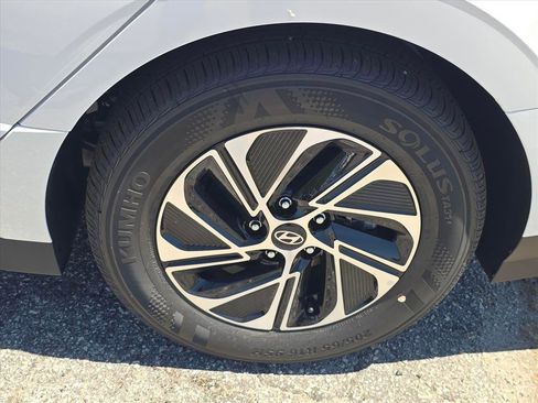New 2026 Hyundai Sonata Blue FWD image 11