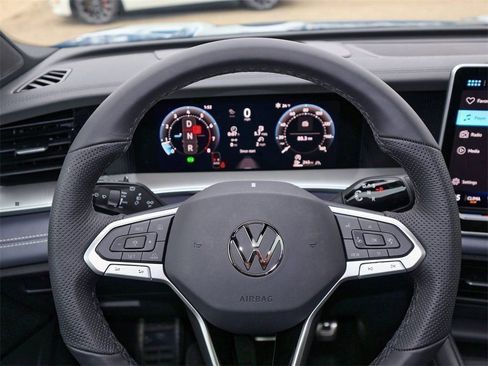 New 2026 Volkswagen Tiguan SE R-Line AWD/4WD image 21