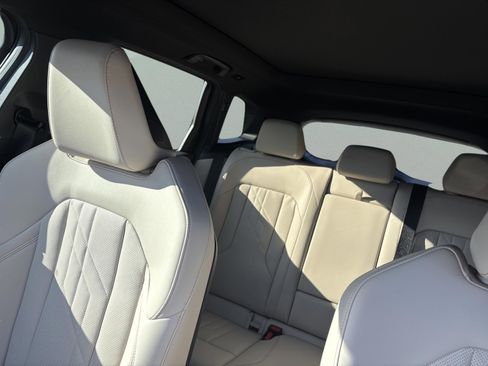 Used 2026 BMW X3 xDrive30 w/ Premium Package image 10