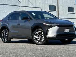 Used 2025 Toyota bZ4X FWD video 2