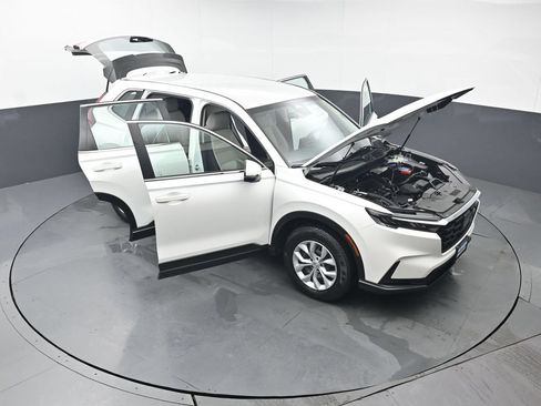 Used 2023 Honda CR-V LX image 49