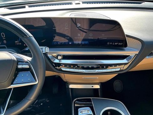 Certified 2024 Cadillac Lyriq Sport w/ Nappa Leather Package image 9