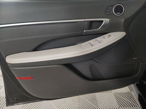 Used 2023 Hyundai Sonata Limited w/ Cargo Package image 13