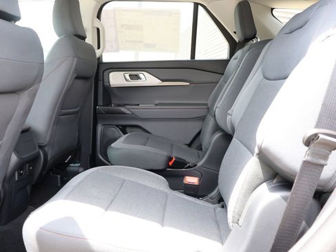New 2026 Ford Explorer Active AWD/4WD image 20