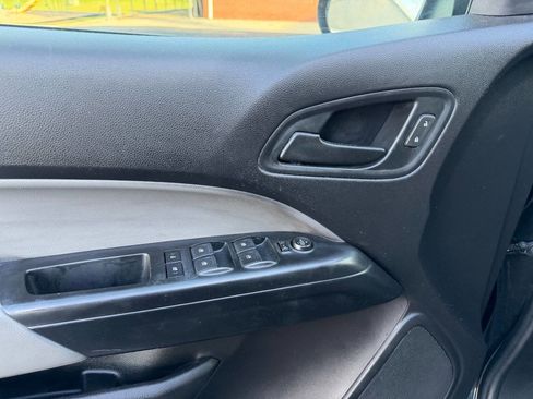 Used 2019 Chevrolet Colorado W/T w/ WT Convenience Package RWD image 13