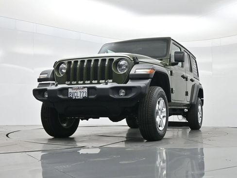 Used 2021 Jeep Wrangler Unlimited Sport image 42