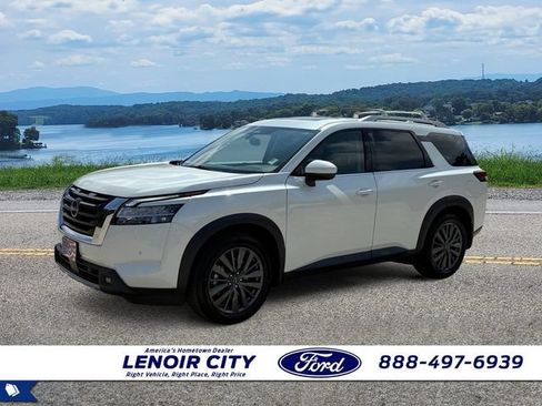 Used 2022 Nissan Pathfinder SL w/ SL Premium Package FWD image 7