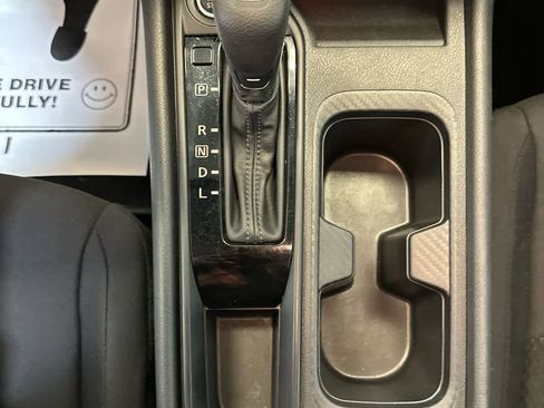 Certified 2022 Nissan Sentra S image 31