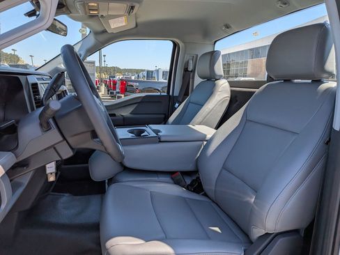 New 2026 Ford F550 4x4 Regular Cab Super Duty w/ XL Chrome Package image 8