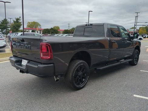 New 2026 RAM 2500 Big Horn AWD/4WD image 4