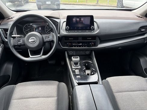 Used 2023 Nissan Rogue SV FWD image 10