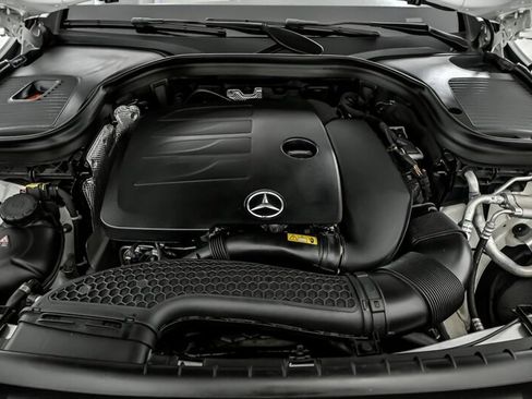 Used 2022 Mercedes-Benz GLC 300 GLC 300 4MATIC image 16