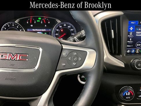 Used 2023 GMC Terrain SLT AWD/4WD image 24