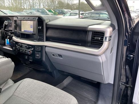 Used 2024 Ford F550 4x4 SuperCab Super Duty image 12