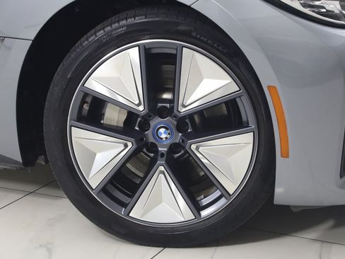 Used 2023 BMW i4 eDrive35 w/ Premium Package RWD image 16