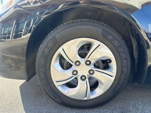 Used 2015 Honda Civic LX image 9