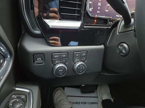 New 2026 GMC Sierra 1500 SLT w/ SLT Premium Package image 20