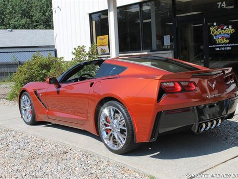 Used 2015 Chevrolet Corvette Stingray Coupe w/ 3LT Preferred Equipment Group RWD image 8