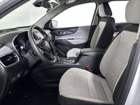 Used 2022 Chevrolet Equinox LS FWD image 20