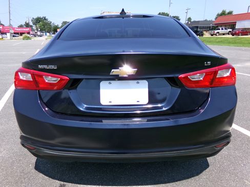Used 2016 Chevrolet Malibu LS FWD image 3