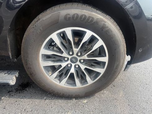 Used 2025 Ford Expedition Platinum AWD/4WD image 72