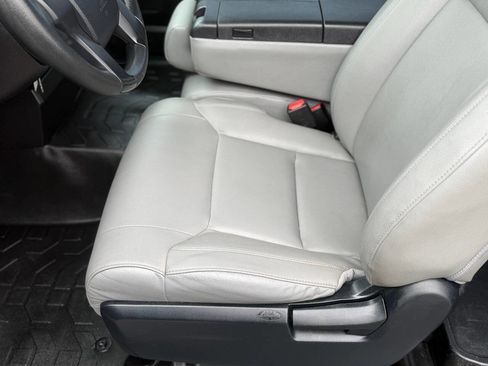 Used 2015 Toyota Tundra SR AWD/4WD image 91
