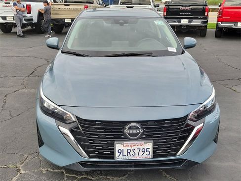 Used 2024 Nissan Sentra SV image 32