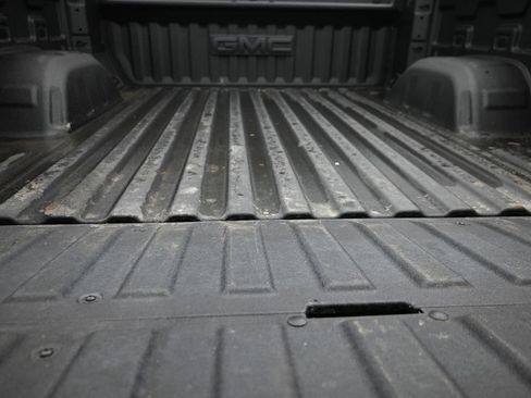 Used 2024 GMC Sierra 1500 SLT w/ SLT Premium Package image 10