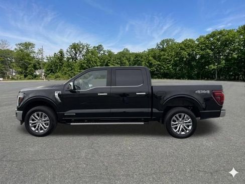 Used 2025 Ford F150 Lariat w/ Equipment Group 501A Mid AWD/4WD image 5