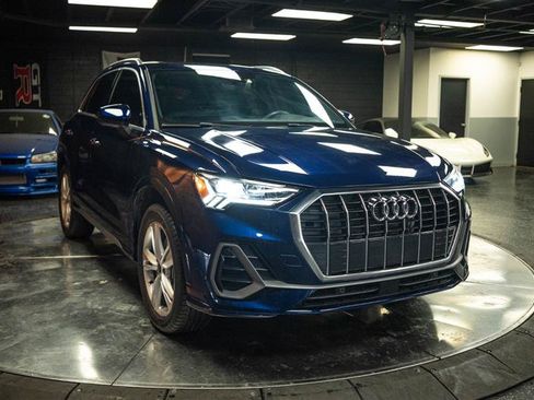 Used 2023 Audi Q3 2.0T Premium w/ Convenience Package AWD/4WD image 5