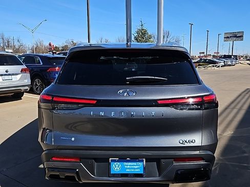 Used 2024 INFINITI QX60 Luxe image 6