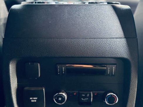 Used 2015 Ford Expedition EL Platinum image 16