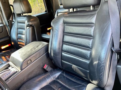 Used 2005 HUMMER H2 Luxury w/ Preferred Equipment Group image 14