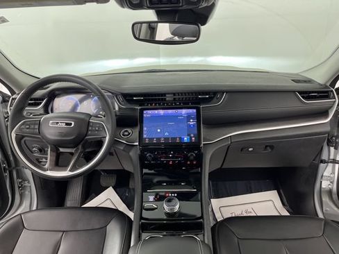 Used 2023 Jeep Grand Cherokee L Limited AWD/4WD image 42