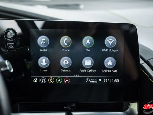 Used 2021 Chevrolet Corvette Stingray Premium Cpe w/ Z51 Performance Package image 18