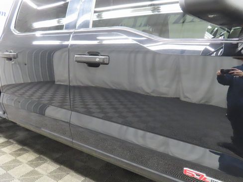 Used 2024 Ford F350 King Ranch w/ Chrome Package image 32