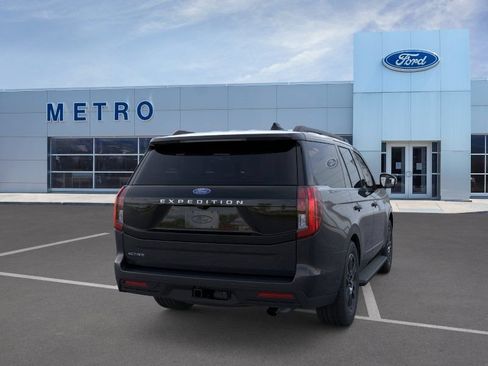 New 2026 Ford Expedition Active AWD/4WD image 8