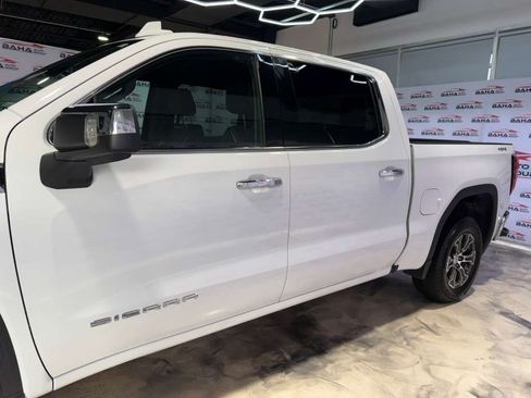 Used 2025 GMC Sierra 1500 SLT AWD/4WD image 6