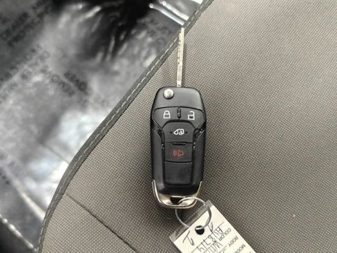 Used 2024 Ford Transit 350 XLT image 9