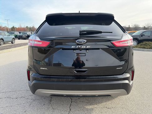 Used 2024 Ford Edge SEL w/ Convenience Package image 6