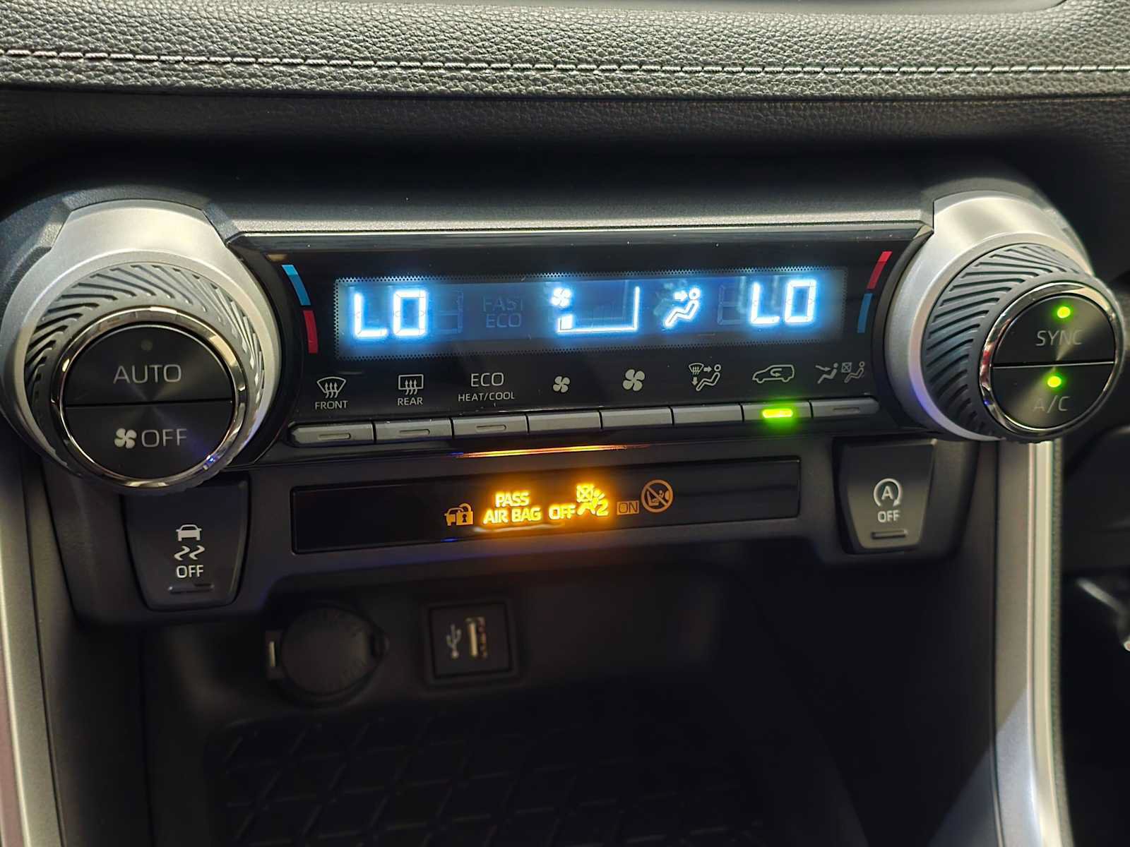 Certified 2025 Toyota RAV4 XLE Premium AWD/4WD image 15
