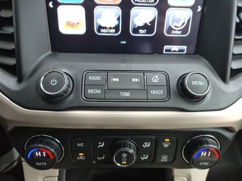 Used 2017 GMC Acadia Denali w/ Technology Package image 37