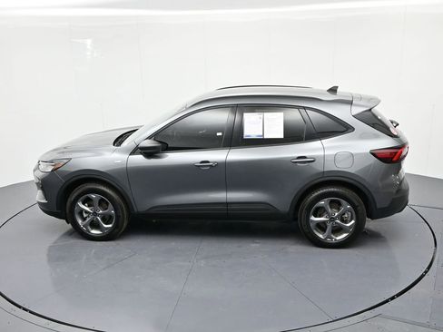 Used 2025 Ford Escape ST-Line image 17