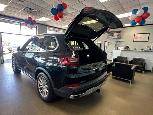 Used 2021 BMW X5 xDrive40i w/ Convenience Package image 12