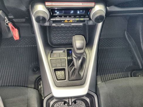Certified 2025 Toyota RAV4 LE image 20