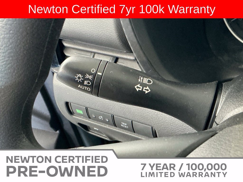 Used 2025 Nissan Sentra SV FWD image 30